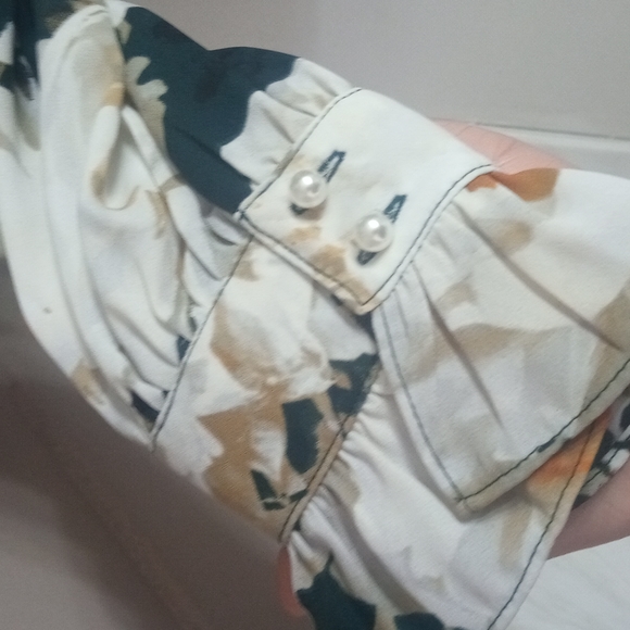 Brand new Karl Lagerfeld blouse - Picture 3 of 5